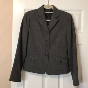 Size 4 jacket in black/ white